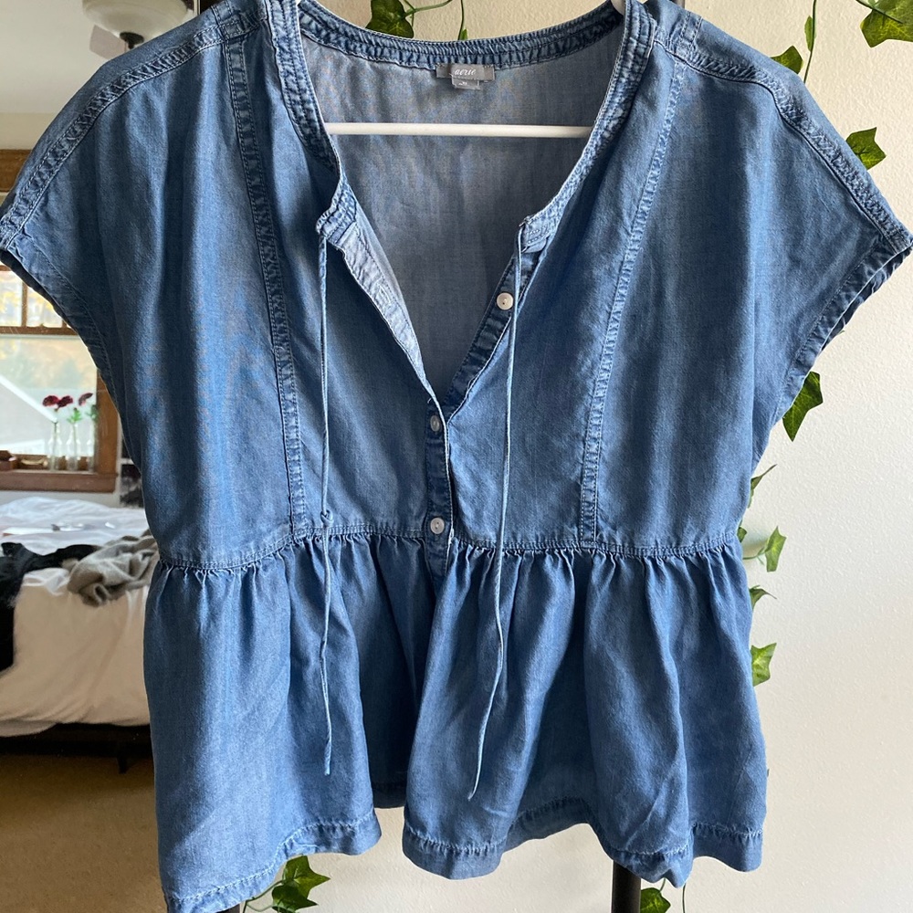 Aerie blue short sleeve shirt